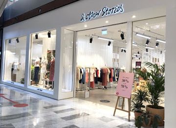 united-arab-emirates/northern-emirates/shop/other-stories-abu-dhabi-global-market-square