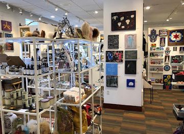 illinois/evanston/shop/artem-pop-up-gallery