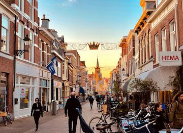 netherlands/the-hague/scheveningen/shop/hema