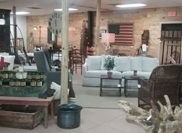 alabama/lake-martin/shop/off-the-beaton-path