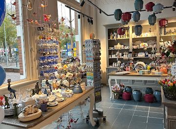 netherlands/west-friesland/shop/tip-hoorn-souvenirs-vvv-informatiepunt