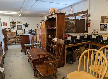 new-hampshire/monadnock-region/shop/cheshire-curio-shop