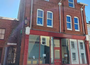 isle-of-man/peel/shop/mannin-music-shop