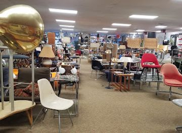 arkansas/fayetteville/shop/410-vintage-market