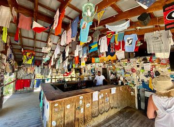 the-bahamas/exuma/shop/chat-n-chill-beach-bar-grill