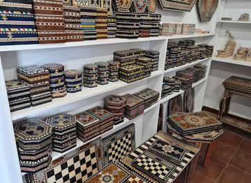 spain/andalusia/shop/laguna-taller-de-taracea