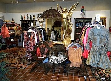 new-mexico/santa-fe/canyon-road/shop/creative-design-store