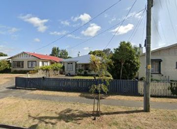 new-zealand/whanganui/shop/tough-love