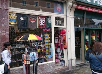 belgium/brussels/shop/gift-shop-souvenir