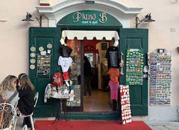 italy/matera/civita/shop/piano-b