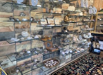 arizona/coconino-county/shop/flagstaff-rock-shop