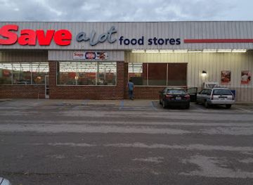 kentucky/carter-caves-state-resort-park/shop/save-a-lot