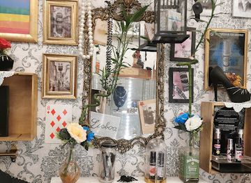 portugal/lisbon/bairro-alto/shop/vicius