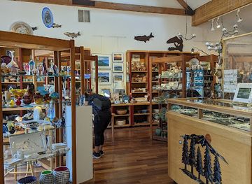 new-hampshire/mount-washington-valley/shop/league-of-nh-craftsmen-north-conway-fine-craft-gallery
