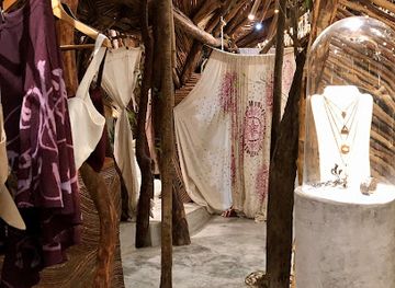 mexico/tulum/shop/zak-ik