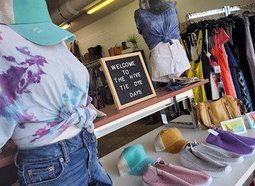 idaho/mountain-home/shop/the-hive-boutique