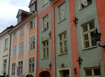 estonia/tallinn/old-town/shop/parlamendi-pood