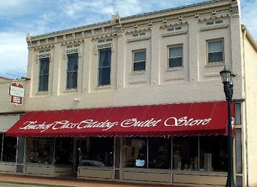 indiana/hoosier-national-forest/shop/touch-of-class-outlet-store