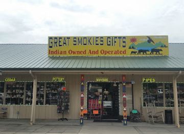 north-carolina/great-smoky-mountains/shop/great-smokies-gifts