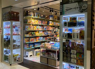 singapore/ang-mo-kio/shop/peek-a-box