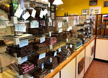 argentina/cerro-tronador/shop/benroth-chocolates