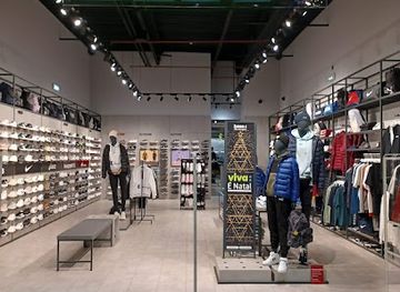 portugal/minho/shop/base-minho-center