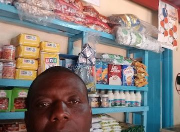 zimbabwe/eastern-highlands/shop/cross-roads-shopping-centre