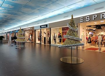 lithuania/kaunas/aleksotas/shop/mega