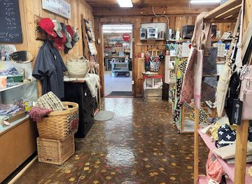 wisconsin/bayfield/shop/erickson-orchard-country-str