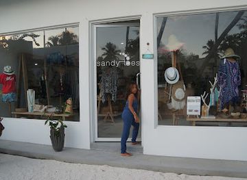 maldives/thulusdhoo-island/shop/sandy-toes