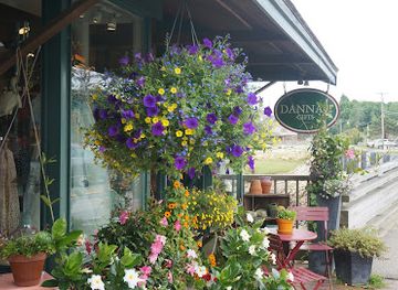 maine/kennebunkport/shop/dannah