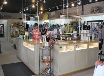 maine/waterville/shop/paragon-shop