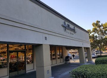 california/pleasanton/shop/amy-s-hallmark-shop