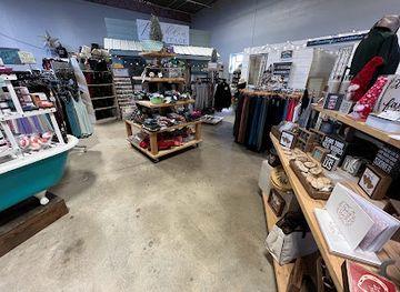 EllieAnna Gift Shop