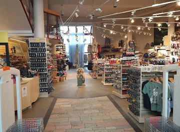 norway/northern-norway/shop/the-arctic-circle-centre