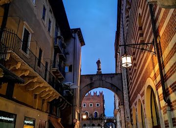 italy/verona/verona-city-centre/shop/mag