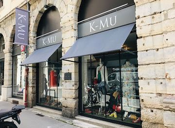 france/rhone-alpes/shop/rhone-alpes-stores-sarl