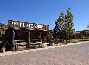 Flute Shop Trading Post and Motel
