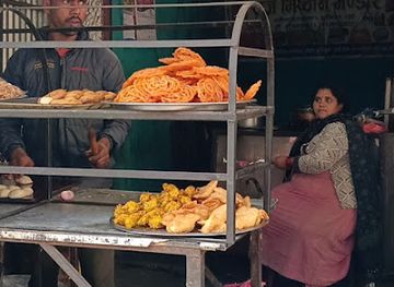 nepal/gosaikunda/shop/ghumti