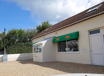 guernsey/vazon-bay/shop/smilers