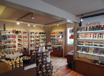 switzerland/interlaken/shop/swiss-chocolate-chalet-interlaken