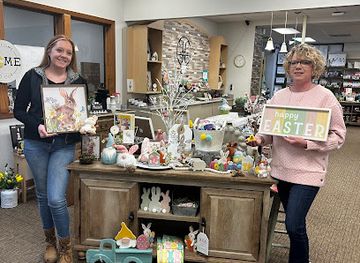 north-dakota/wahpeton/shop/hairetage-cards-gifts