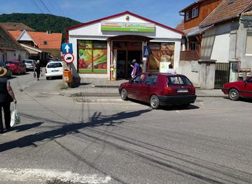 romania/sighisoara-area/shop/la-doi-pasi
