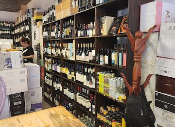 argentina/puerto-iguazu/shop/argentinean-wine-boutique