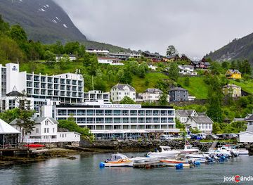 norway/geirangerfjord/shop/geiranger-tourist-information-v-visit-geiranger-as