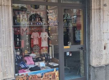 italy/taormina/shop/skele-souvenir