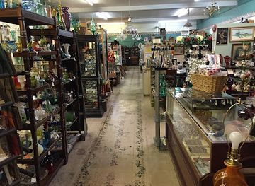 west-virginia/monongahela-national-forest/shop/the-old-timey-shop-antique-mall