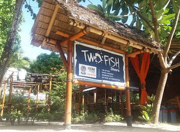 indonesia/pulau-bunaken/shop/two-fish-divers-bunaken