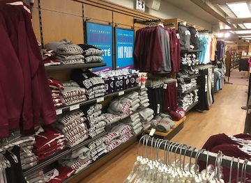 canada/ottawa/rideau-canal/shop/boutique-campus-store