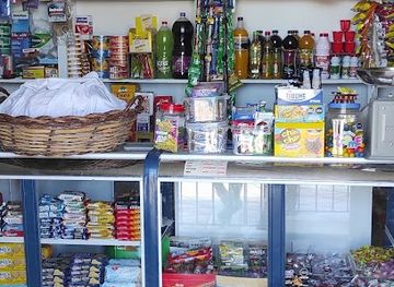 peru/lake-titicaca/shop/tienda-comercial-san-juan